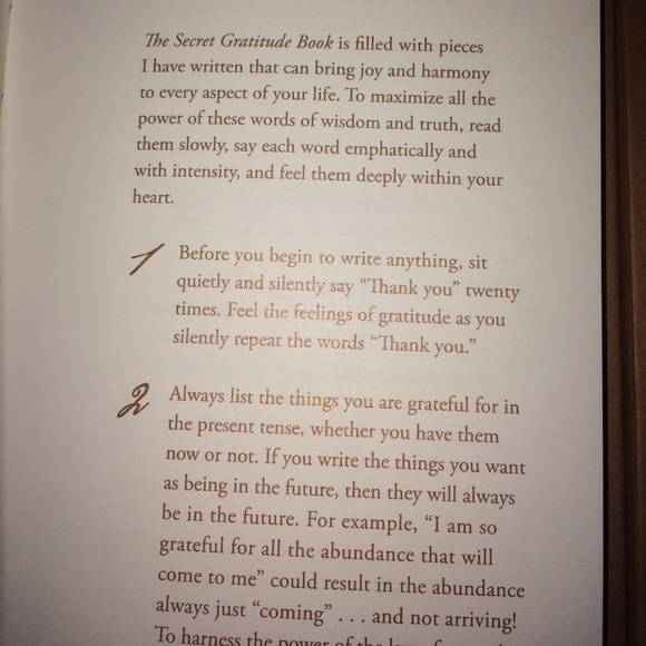 Hardcover-New: The Secret Garden gratitude book by Rhonda Byrne - Picture 3 of 4